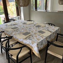 Mantel antimanchas 220X140cms Mariposas Beige | lavable y sin plancha