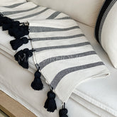 Piecera 2p/King Algodón Borlas Doble Negro 210x70cms