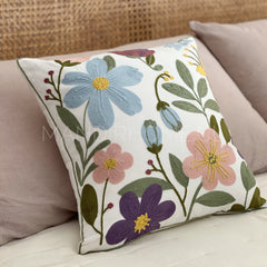 Funda de Cojín Bordada Flora 45x45cms