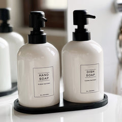 Set dispensador jabón y lavalozas + bandeja negra de madera