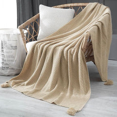 Manta Beige Punto Borlas Esquinas 180x120cms