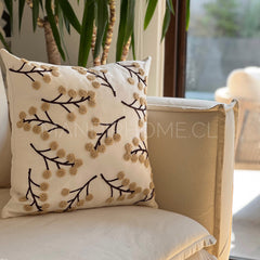 Funda de Cojín Bordada Ramitas Beige 45x45cms