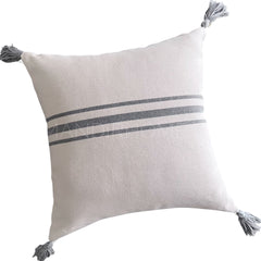 Cojín decorativo lineas gris con textura suave estilo minimalista