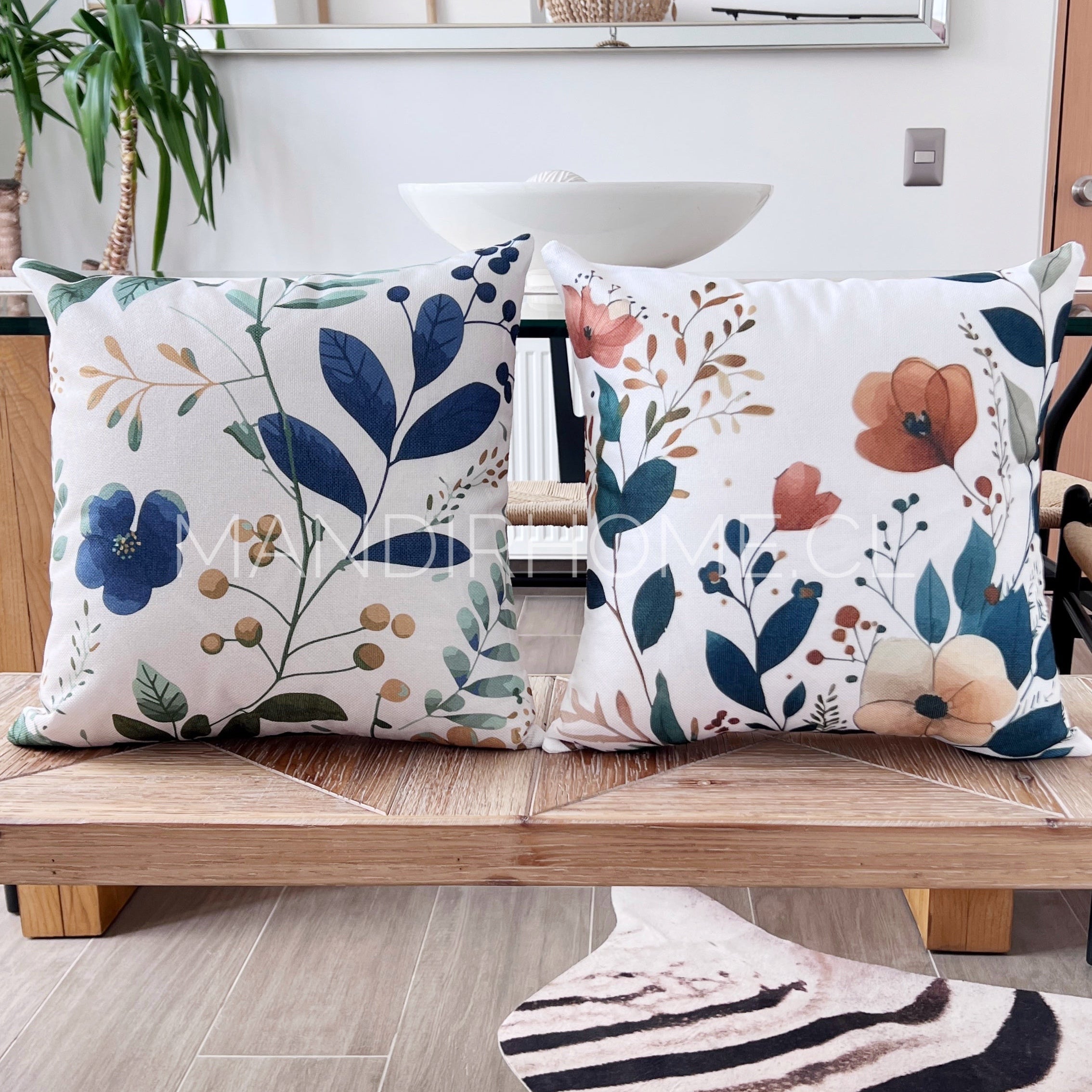 Fundas de Cojín Estampadas Hojitas Azules Interior y Exterior | Mandir Home
