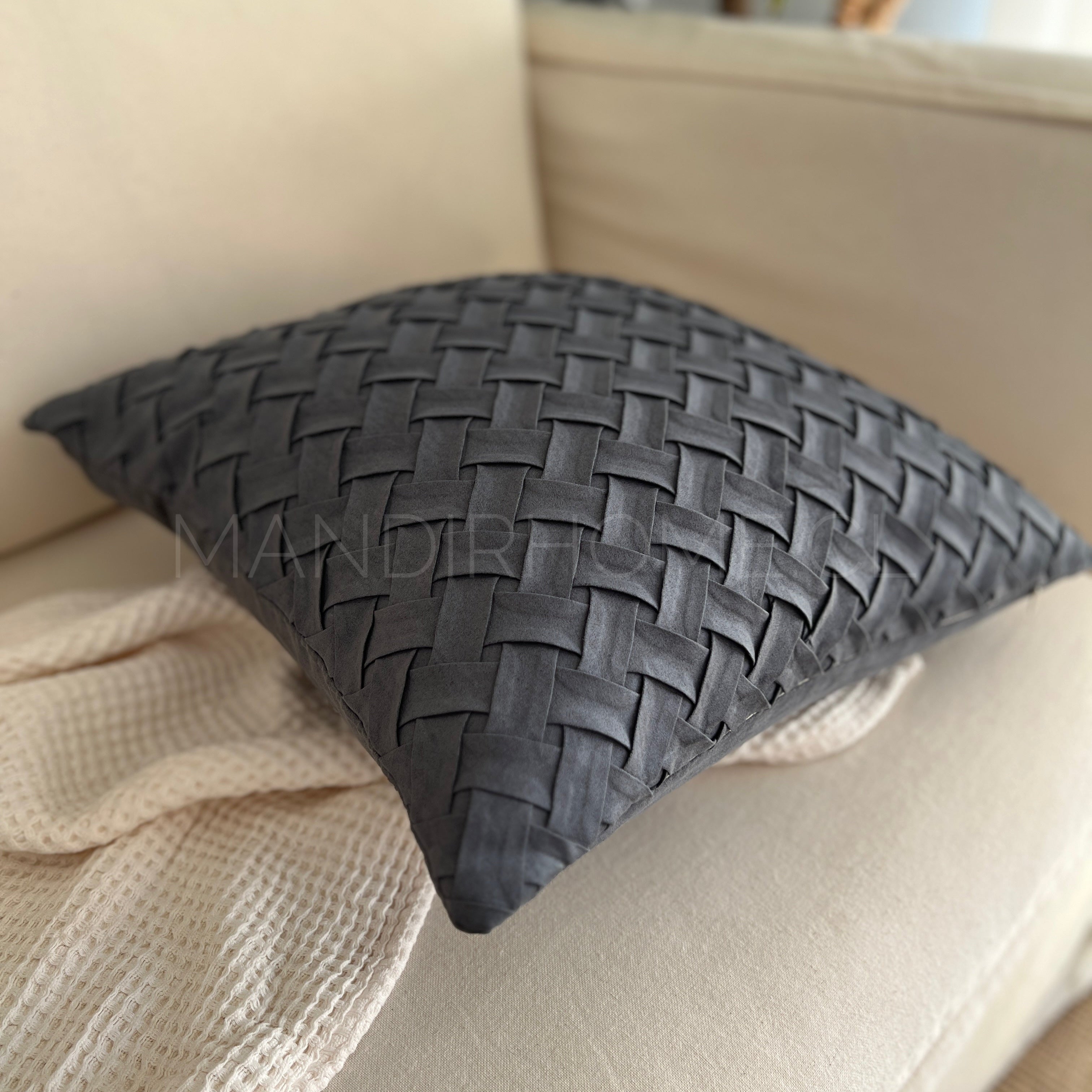 ¡Quedan 4! Funda Cojín Gamuza Entrelazado Gris Acero Cuadrada