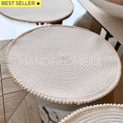 Individual Redondo Tela Pompones Crudo