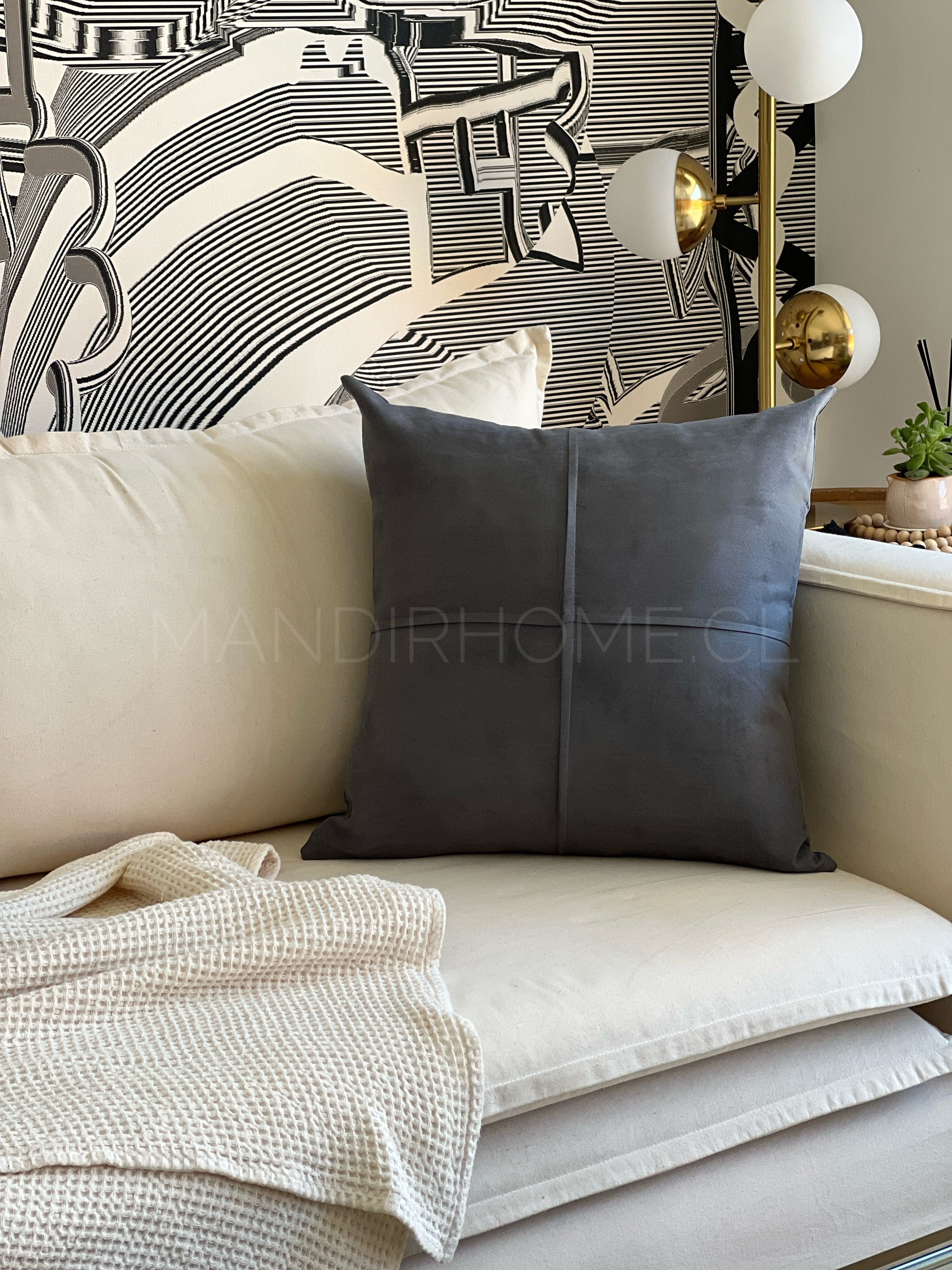 Funda de Cojín Gamuzado MAXI 50x50cms Gris Costuras