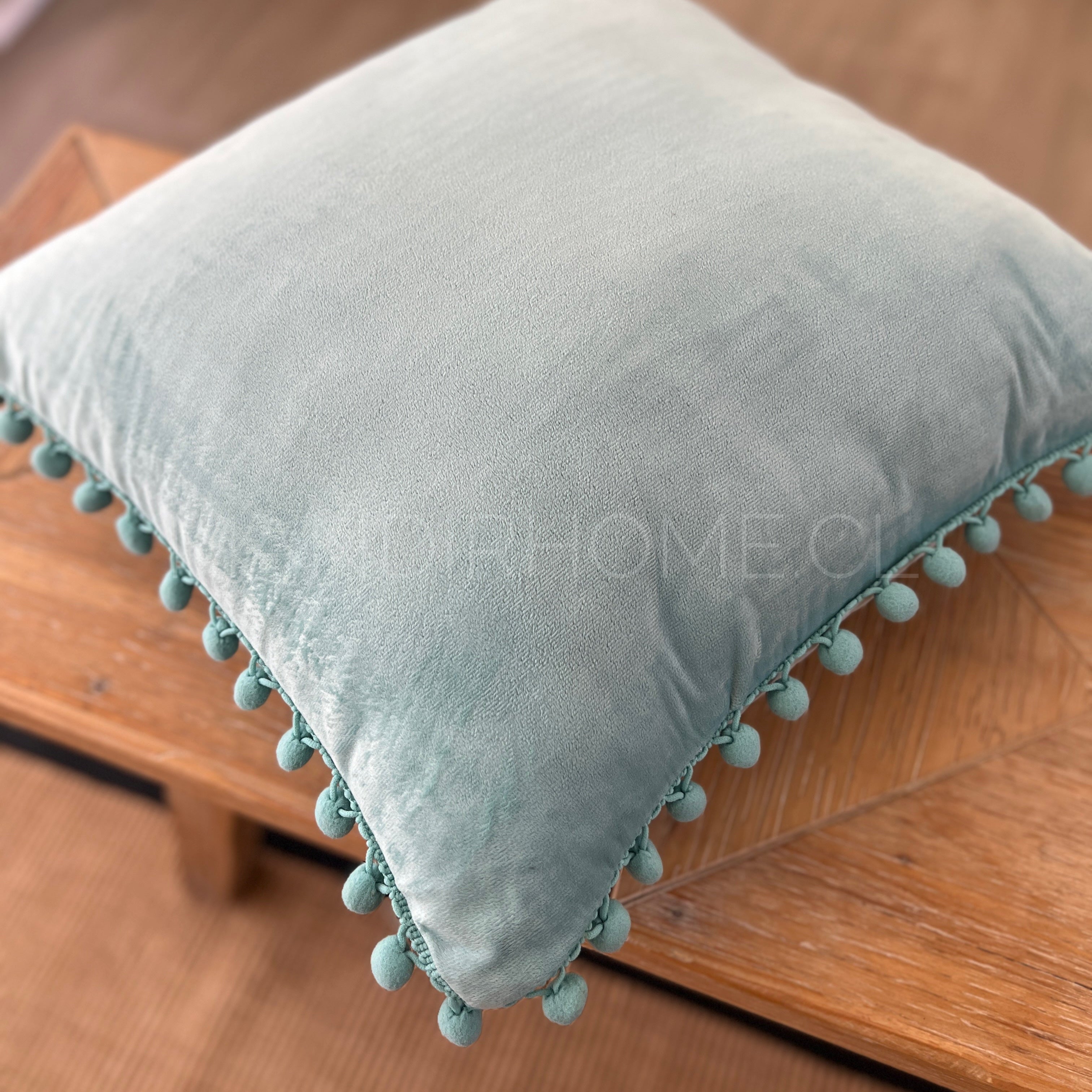 Funda de Cojín Velvet Pompón Menta