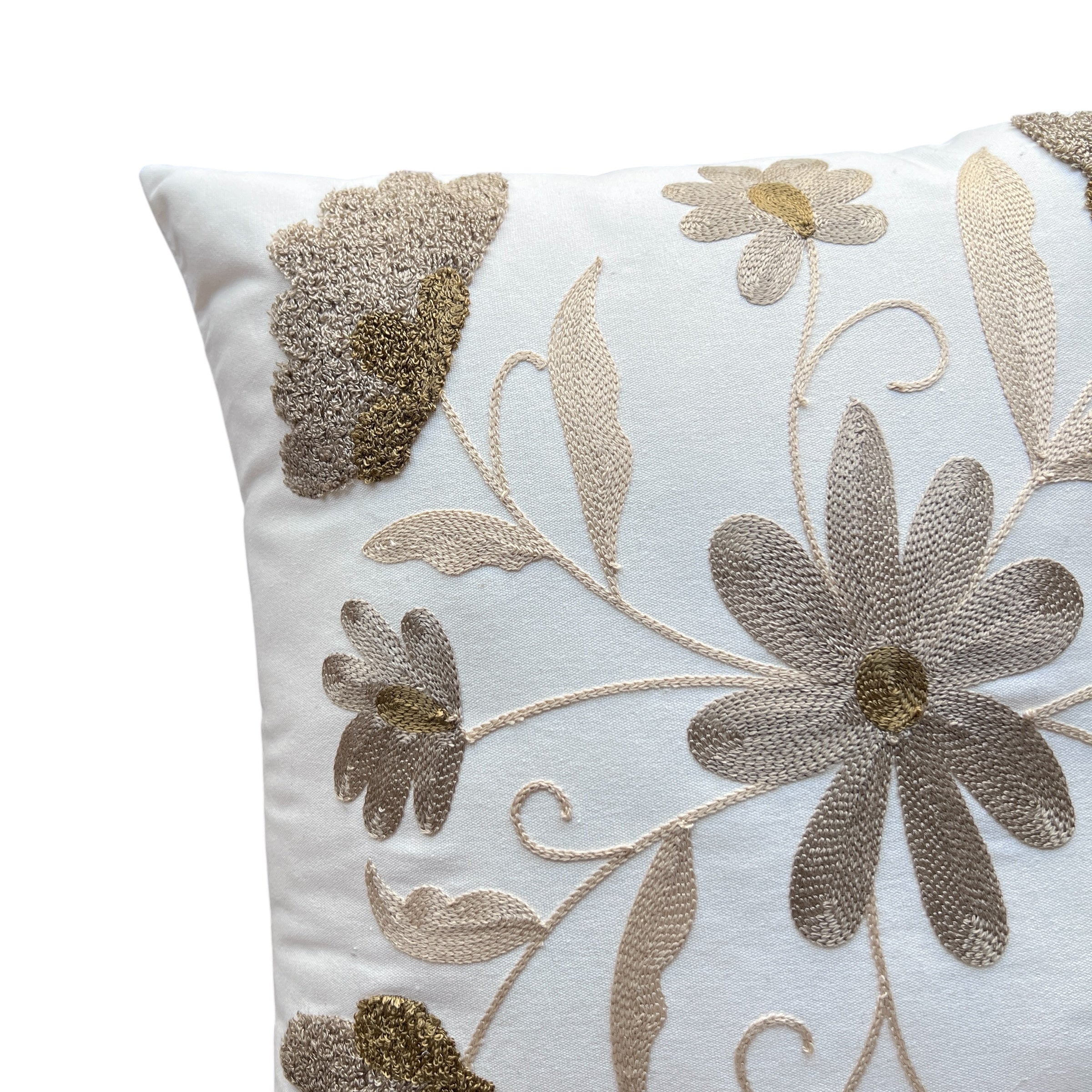 Funda de Cojín Bordada Estela 45x45cms