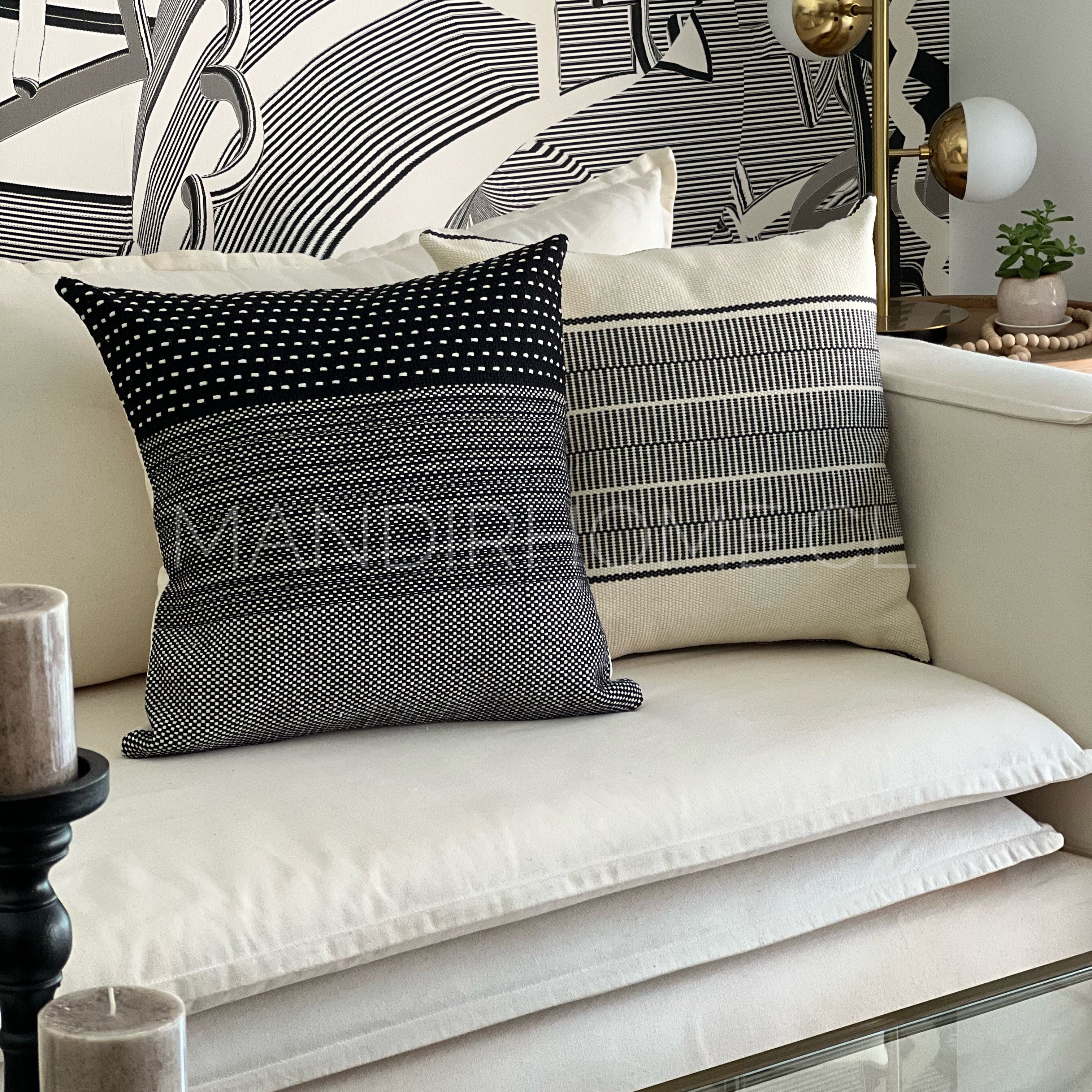 Funda de Cojín Boho Trama Negro Tejido Cuadrado 50x50cms