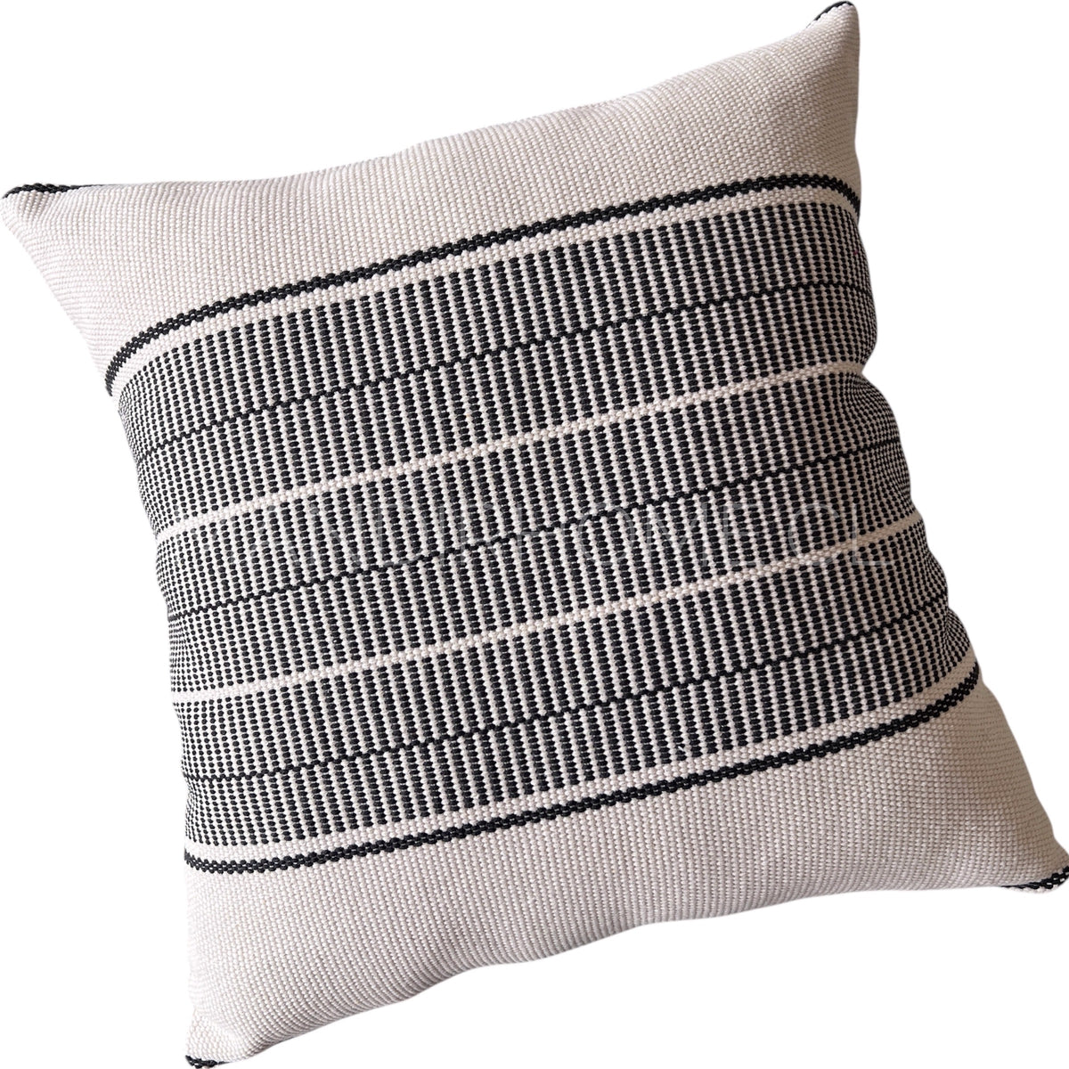 Funda de Cojín Boho Trama Negro Tejido Cuadrado 50x50cms