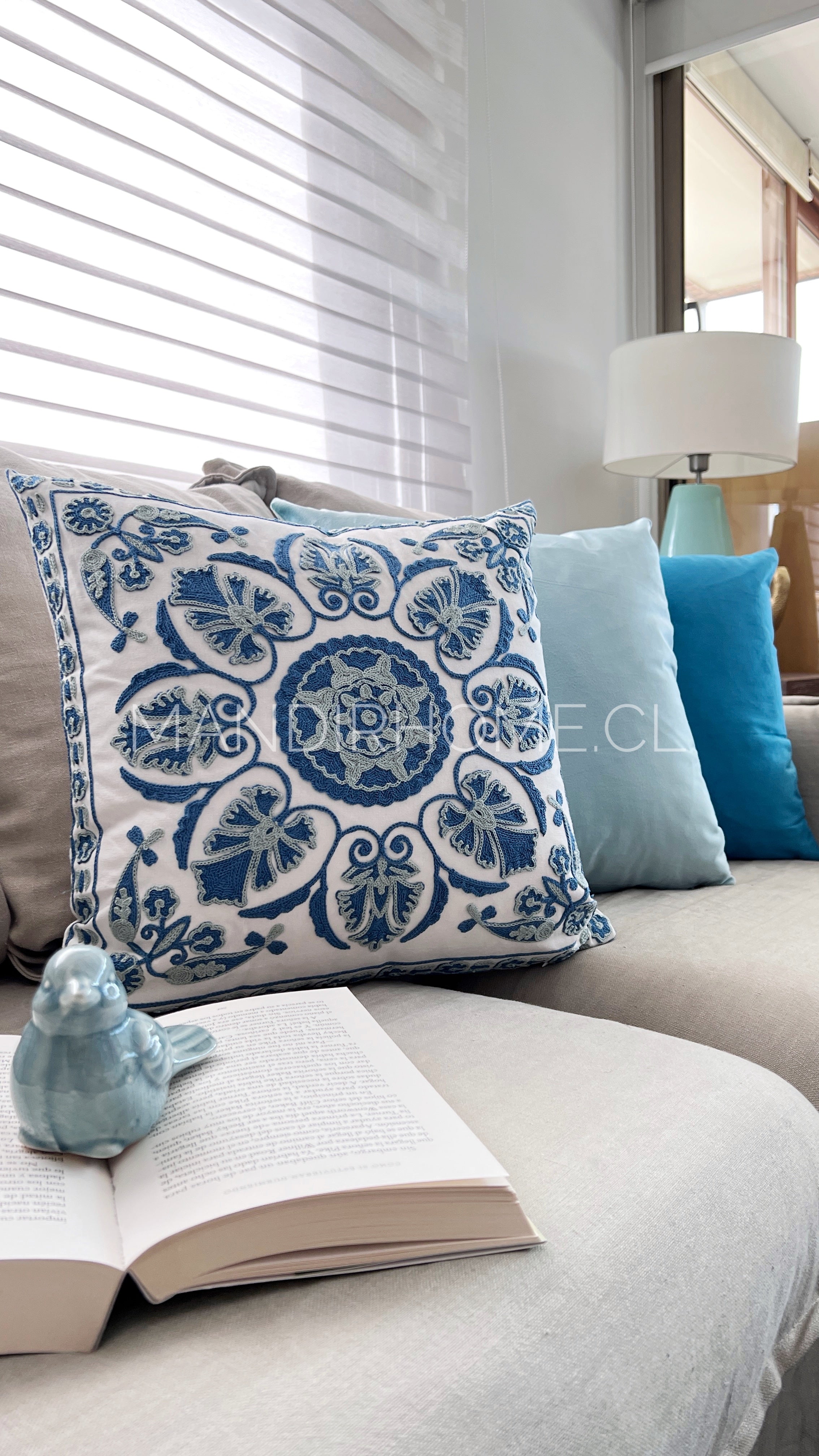 Funda de Cojín Bordado Mandala New Cuadrada 45x45cms