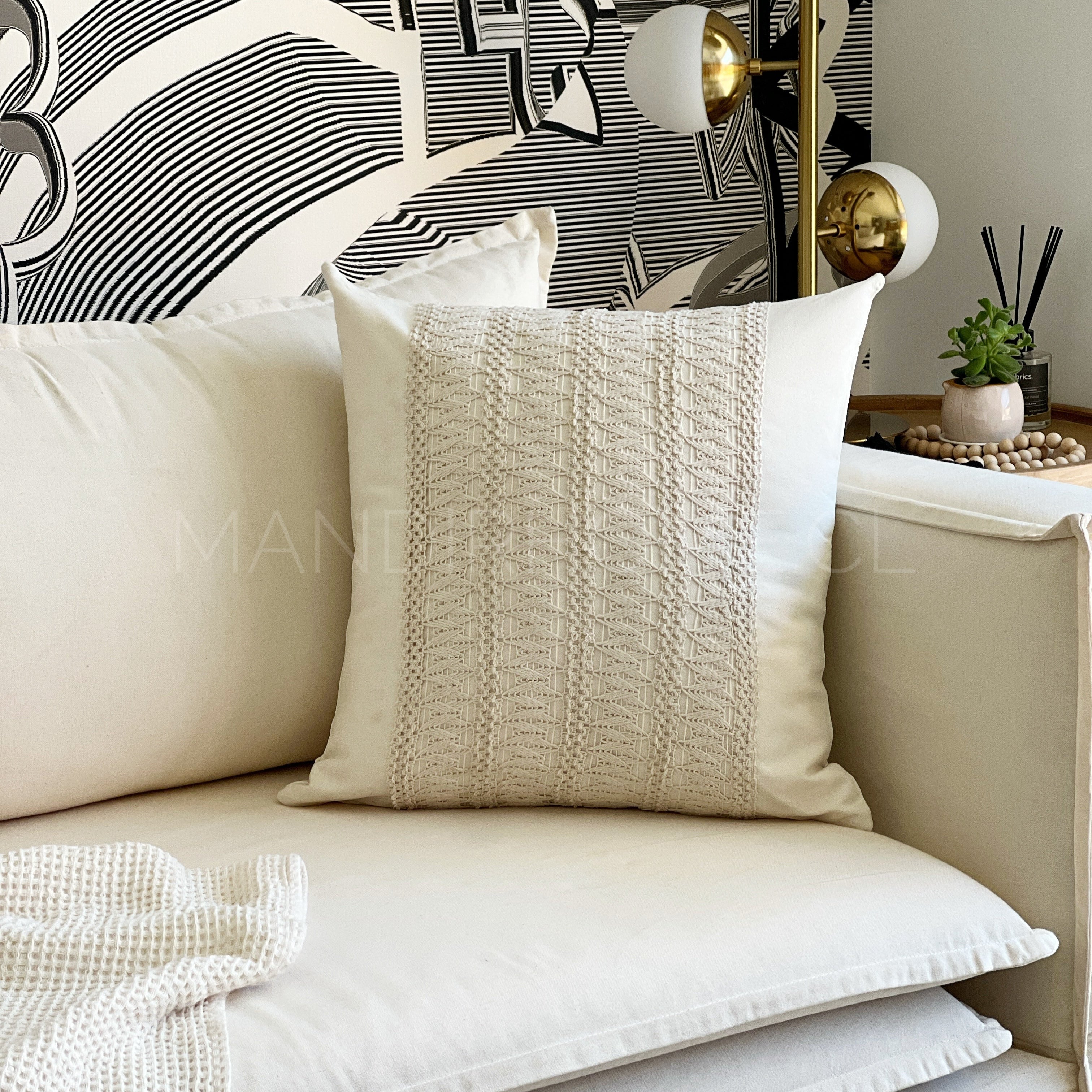 Funda de Cojín Boho Trama Crochet Crudo Cuadrado 50x50cms