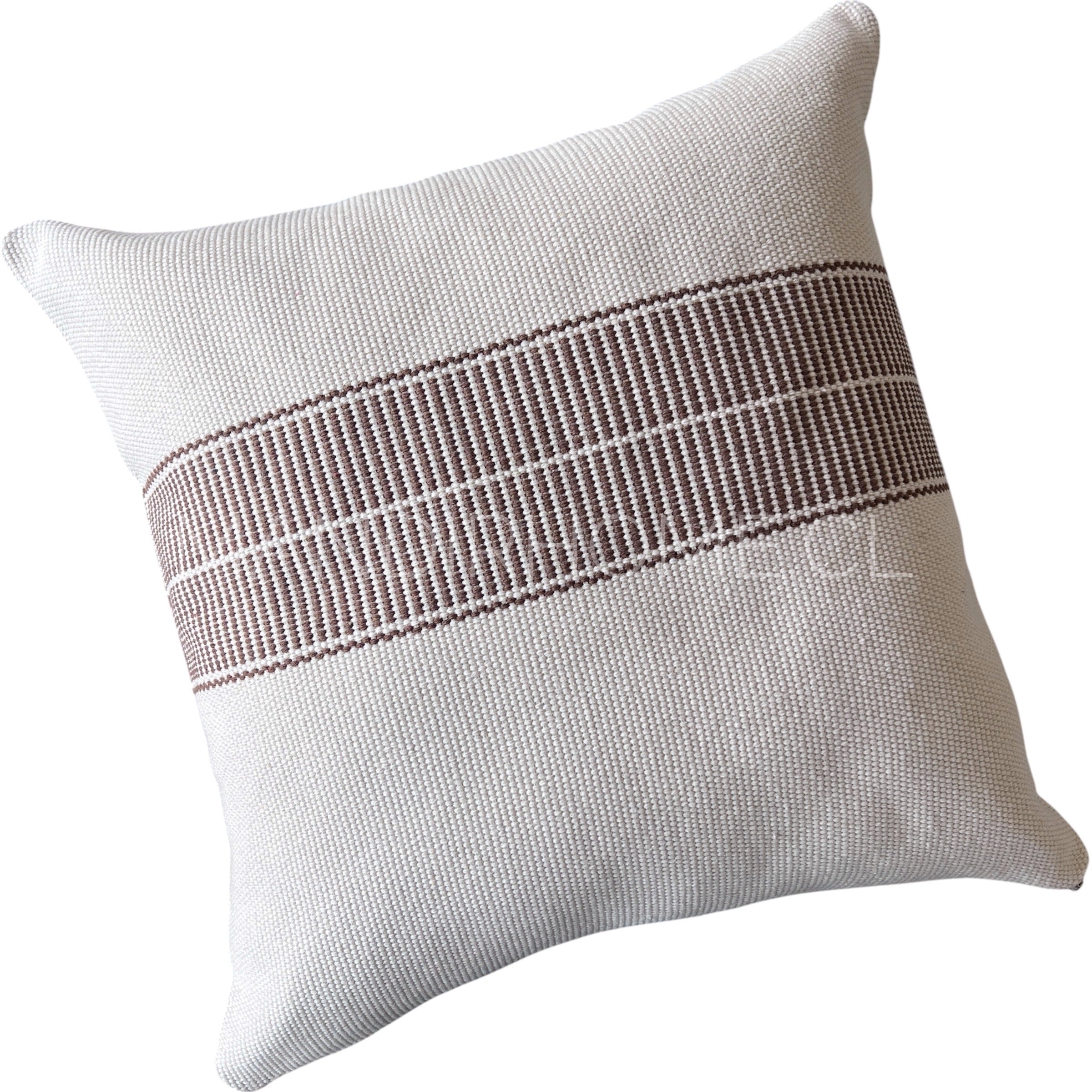 Funda de Cojín Boho Trama Café Tejido Cuadrado 50x50cms