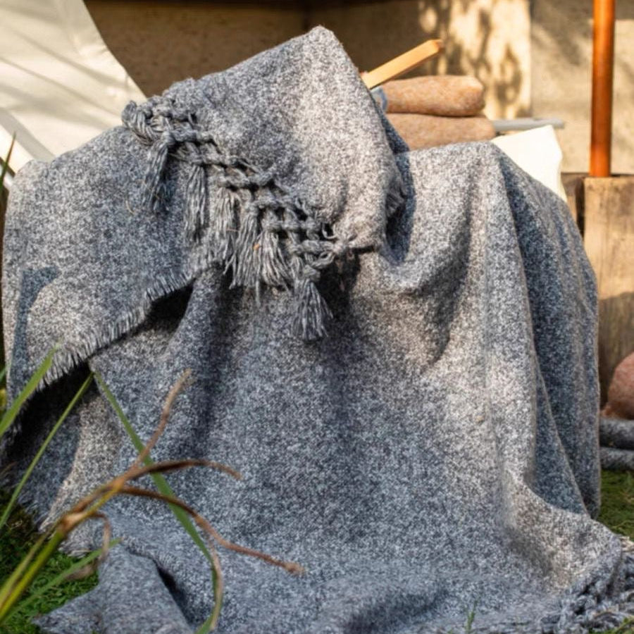 Manta Gris Nudos 205x150cms