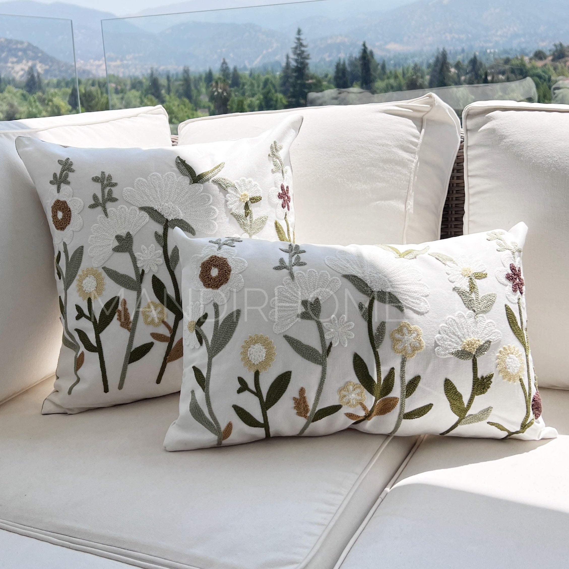 Funda de Cojín Bordado Maite 50x30cms