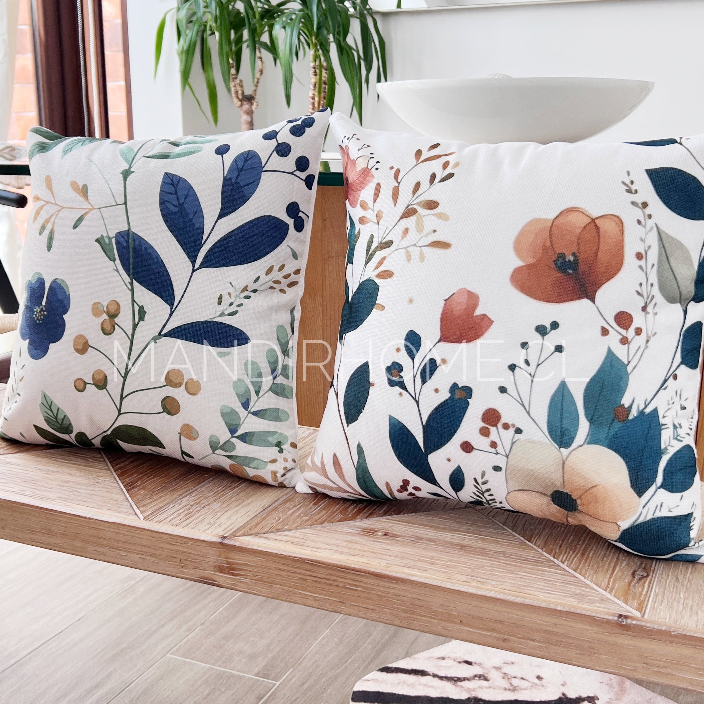 Fundas de Cojín Estampadas Hojitas Azules Interior y Exterior | Mandir Home