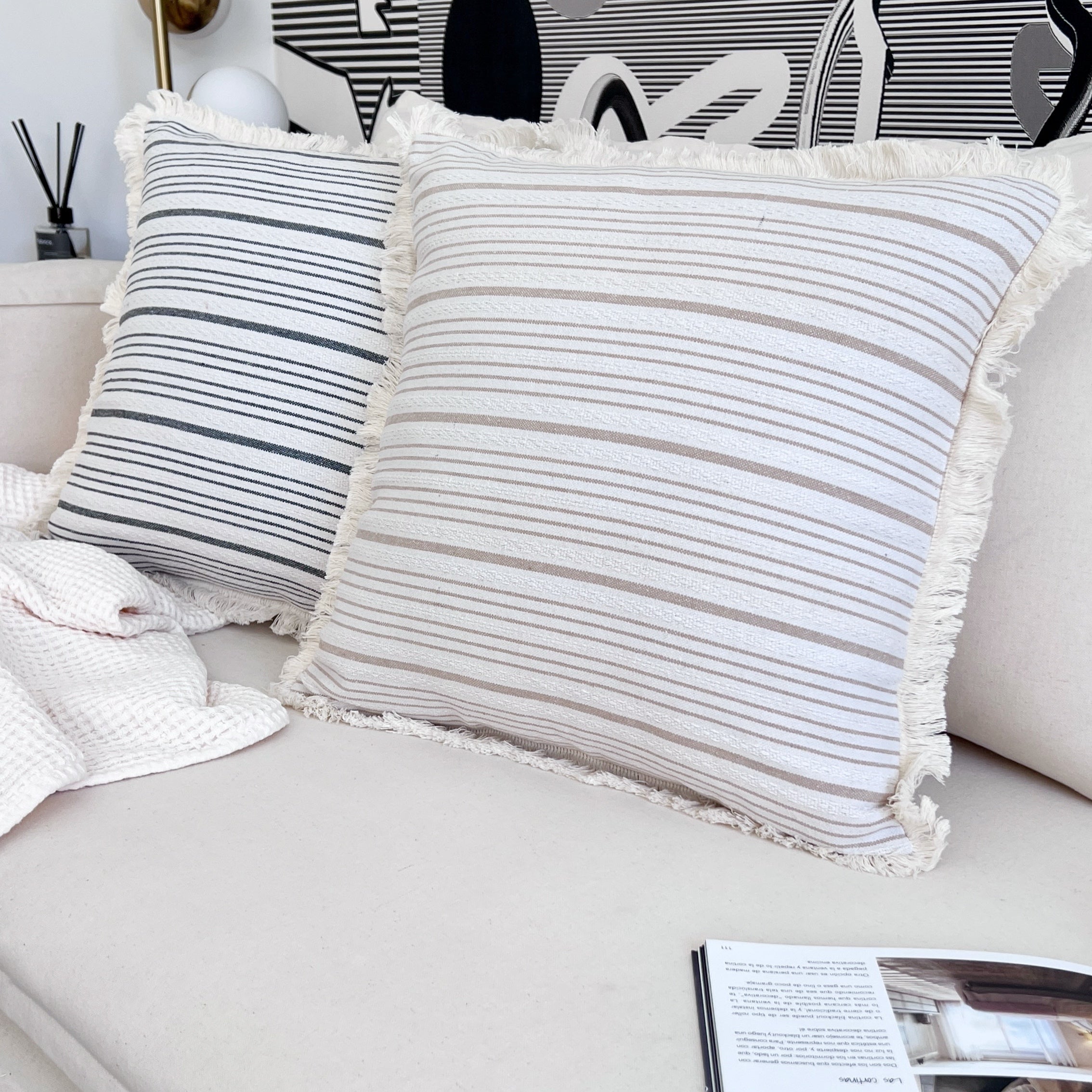 Funda de Cojín Natural Lino Listado Fleco Gris 45x45cms