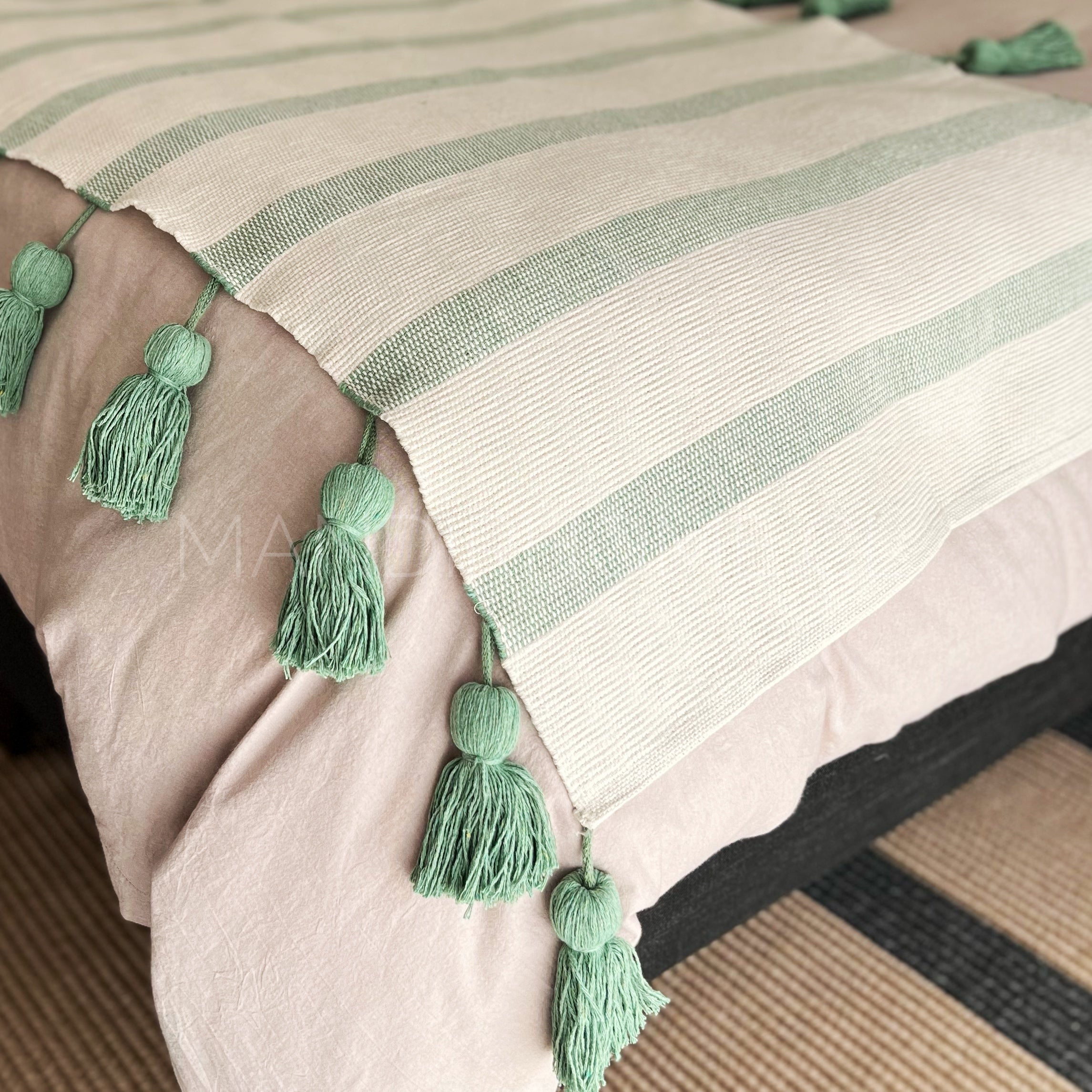 Piecera 2p/King Algodón Borlas Doble Menta 210x70cms