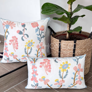 Funda de Cojín Bordada Jardin Pastel Suave 45x45cms