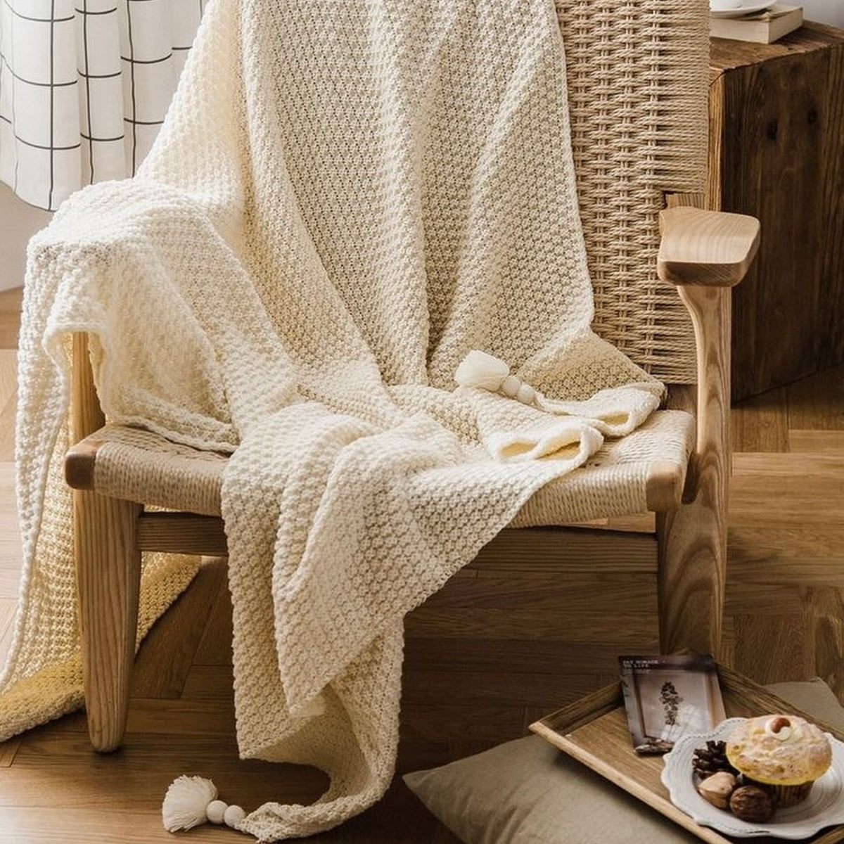 Manta Crudo Punto Borlas Esquinas 180x120cms