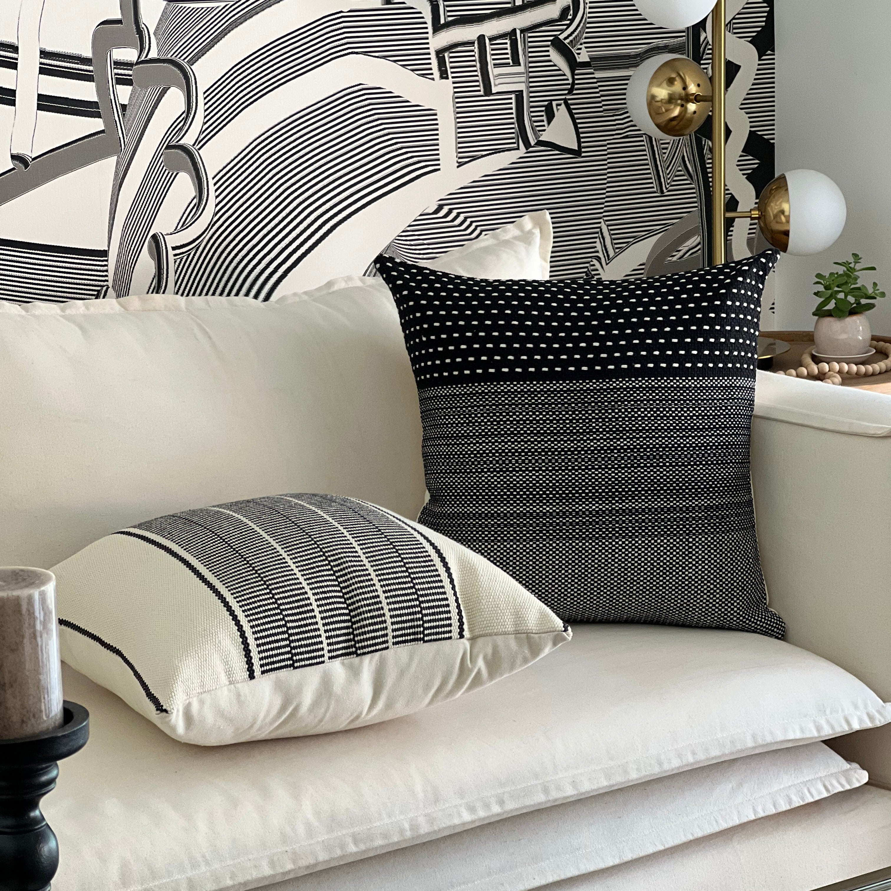 Funda de Cojín Boho Trama Negro Tejido Cuadrado 50x50cms