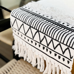 Camino de Mesa Boho Crudo y Negro 180x35cms