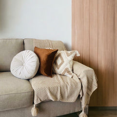 Manta Beige Punto Borlas Esquinas 180x120cms