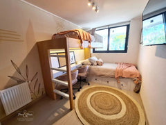 Manta Rosada Punto Borlas Esquinas 180x120cms