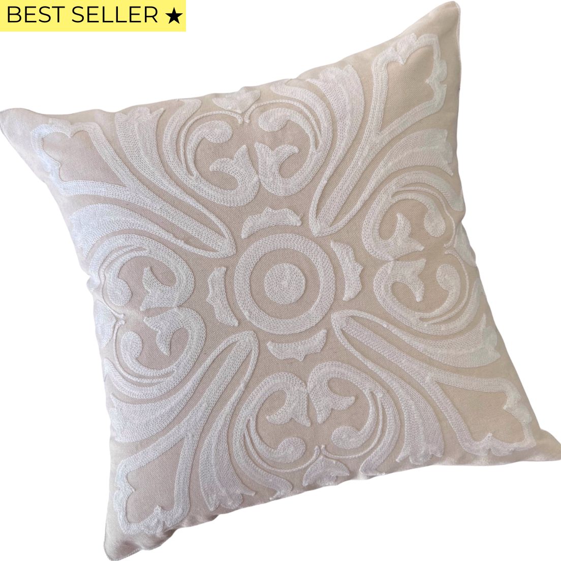 Funda de Cojín Bordado María Pía Cuadrada 45x45cms