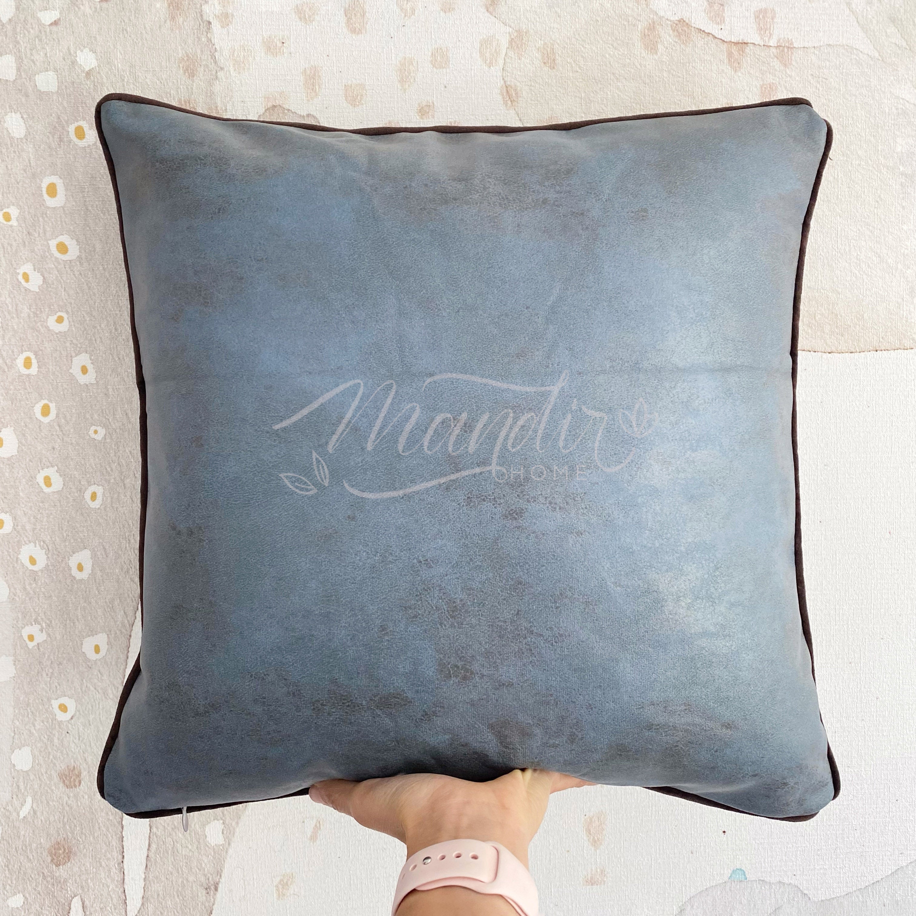 ¡Queda 1! Funda Cojín Eco Cuero Azul