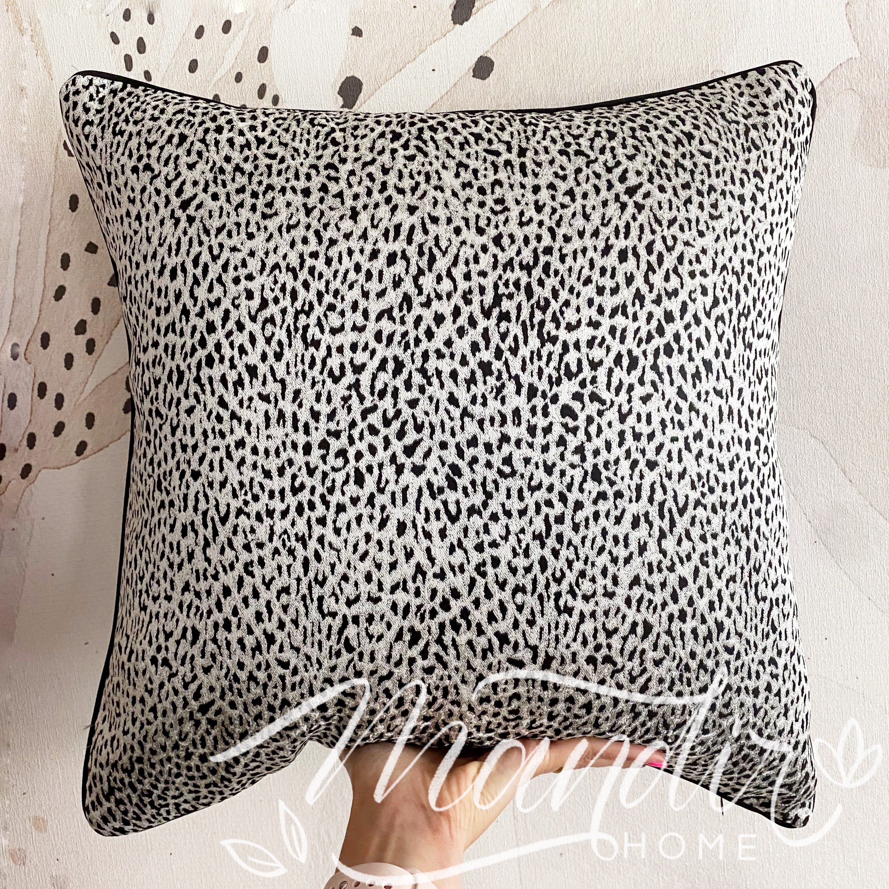 ¡Queda 1! Funda de Cojín Madagascar Leopardo Raso