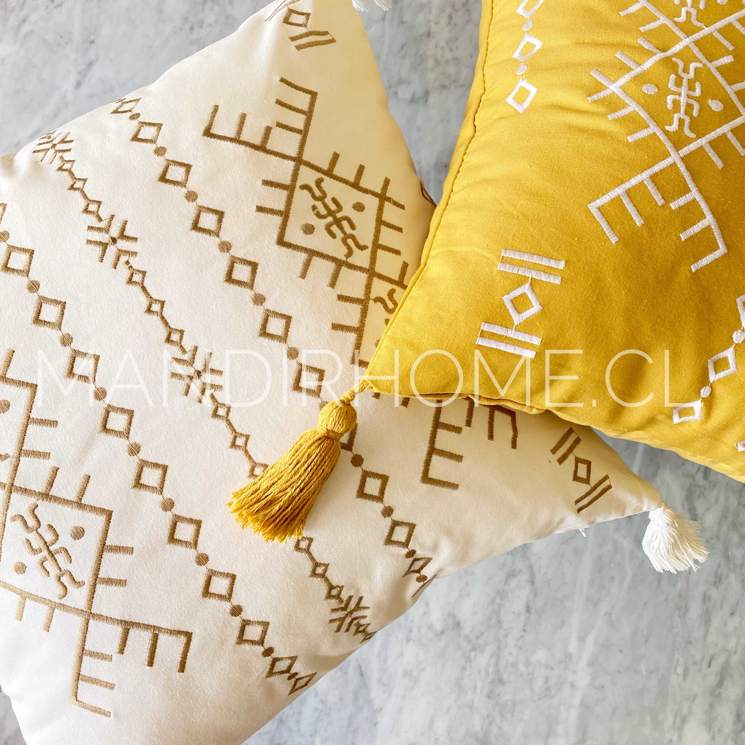 ¡Queda 1! Funda de Cojín Boho Monterrey Mostaza Cuadrado