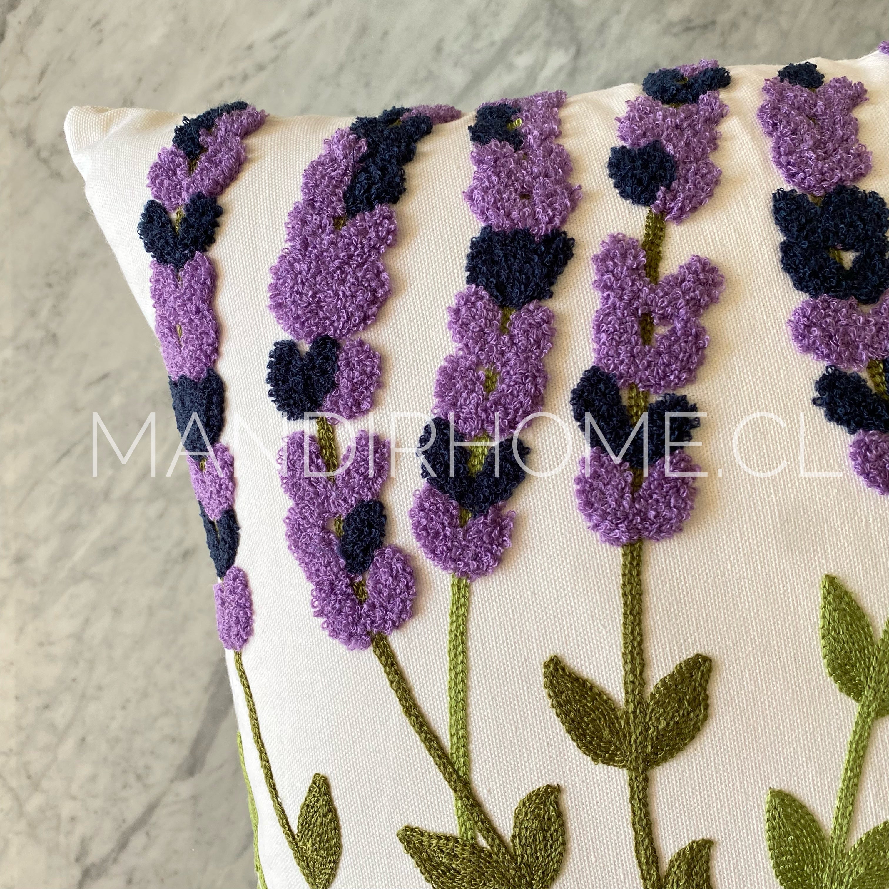 Funda de Cojín Bordado Lavandas Cuadrado