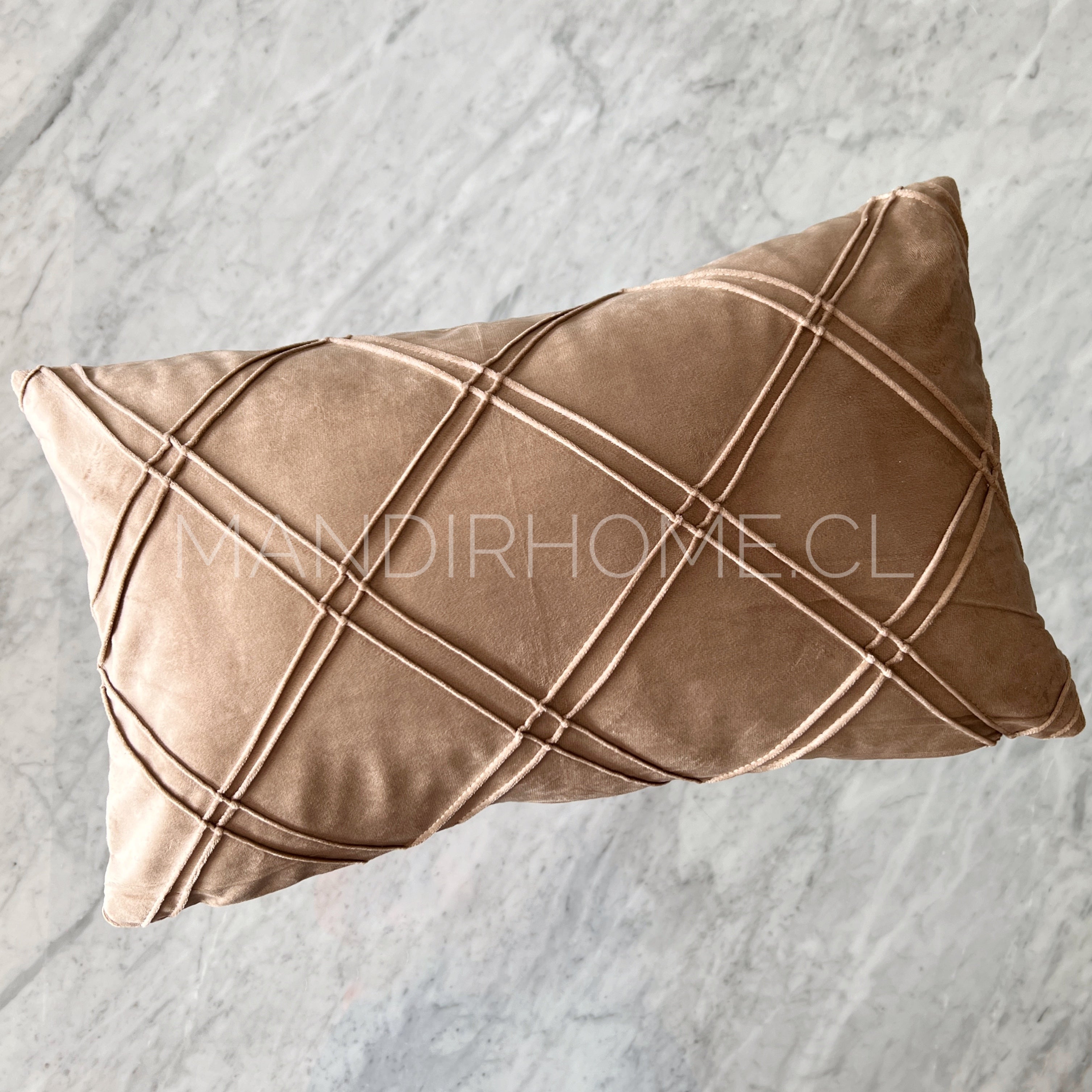 Funda de Cojín Velvet Beige Rombo Doble Rectangular 50x30cms